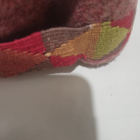 Shred Alert Vintage Red Wool Ethnic Winter Hat Colorful Embroidered Boho 7" Band - Picture 7 of 9